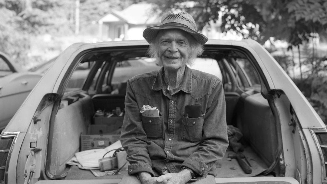 Michael Hurley, Underground Folk Legend and Singer-Songwriter, Dies at 83