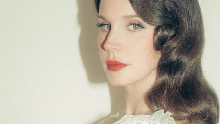 Lana Del Rey Finally Releases New Song “Henry, Come On”